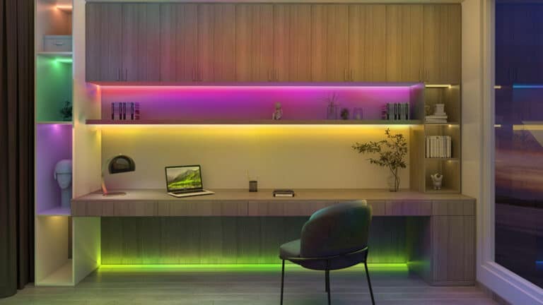 Strisce LED ADESIVE PER Interni: Le Migliori Sotto I 30 Euro